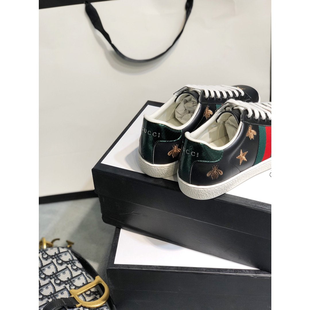 BL-GCI  Ace Embroidered 'Bees and Stars Sneaker 064