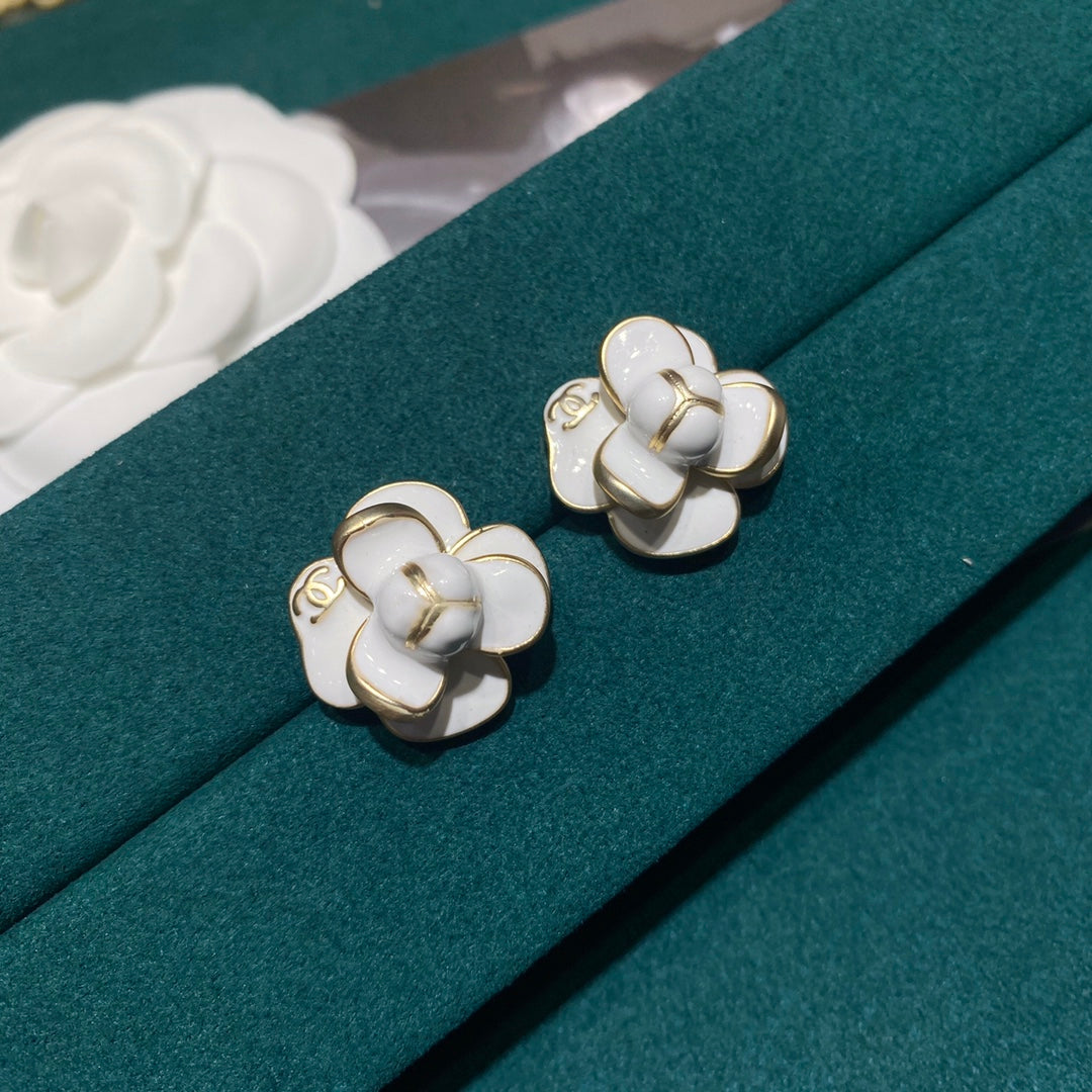 BL - High Quality Earring CHL 072