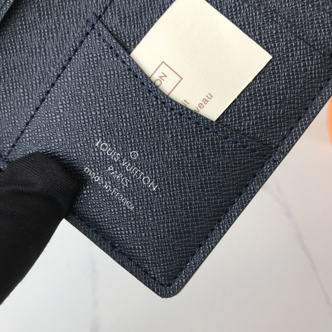 BL - High Quality Wallet LUV 014