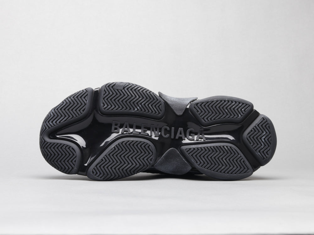 BL - Bla Triple S Air Cushion Black Sneaker