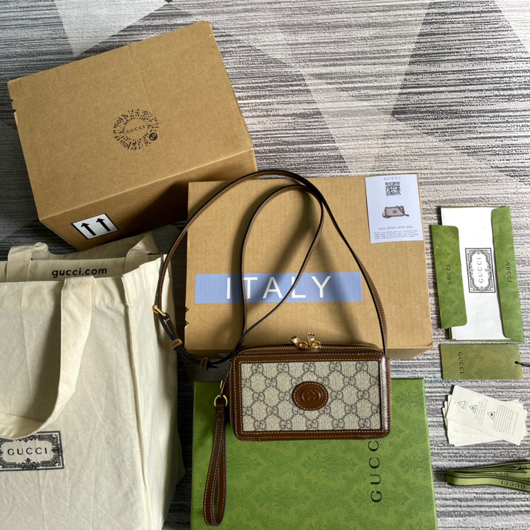 gg Mini Bag With Interlocking G Beige And Ebony gg Supreme Canvas And Brown For Women 9in/23cm gg