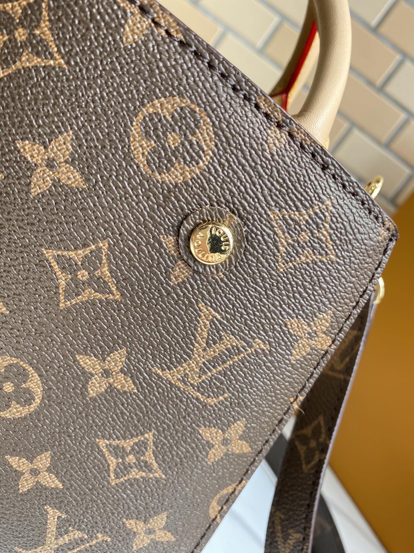 BL - High Quality Bags LUV 102