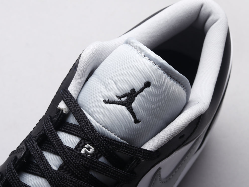 BL - AJ1 black and white gray