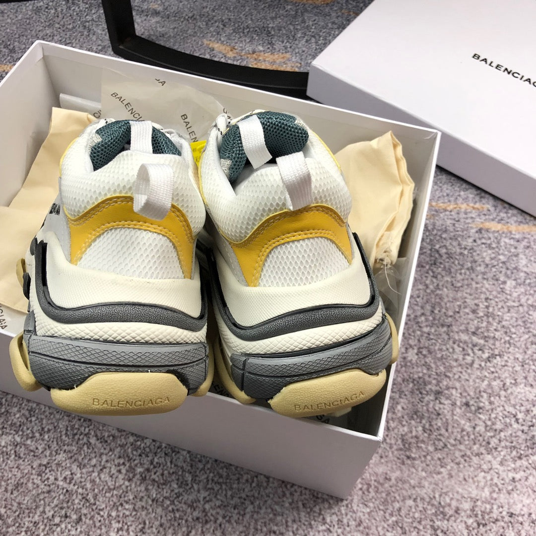 BL - High Quality Bla Sneaker 076