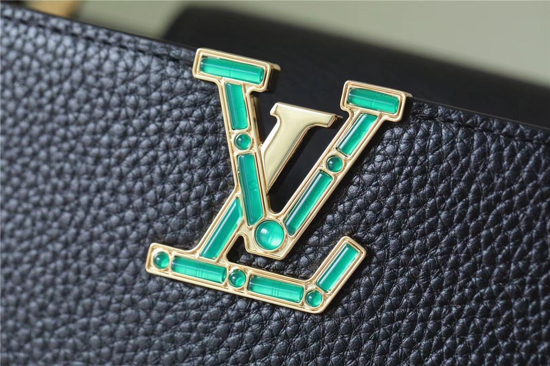 LV Capucines MM Taurillon Black For Women,  Shoulder And Crossbody Bags 31.5cm/12.4in LV