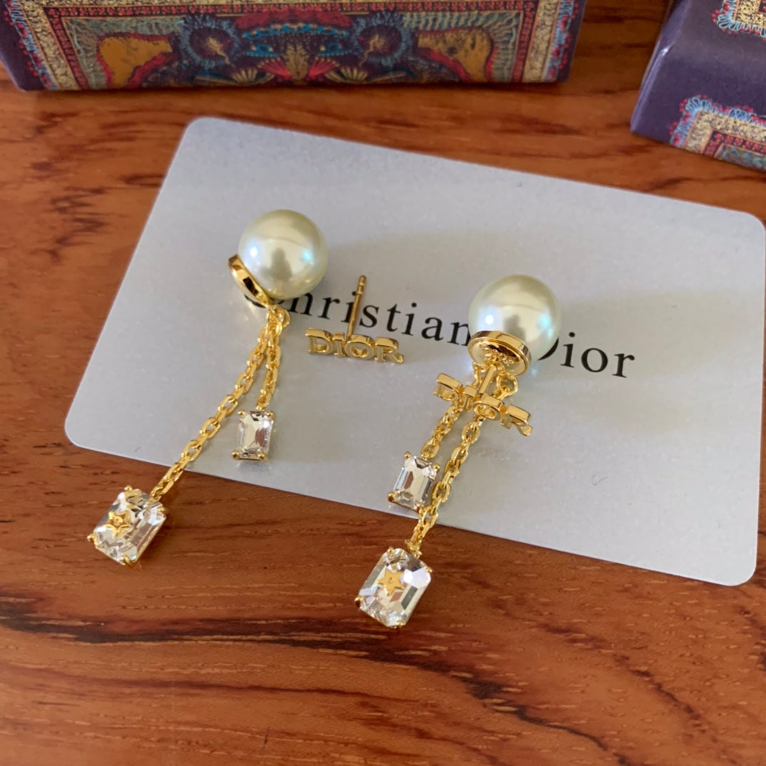 High Quality Earring Dir 016