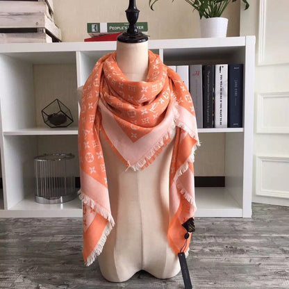 High Quality LUV  Scarf 025