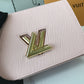 BL - High Quality Wallet LUV 067