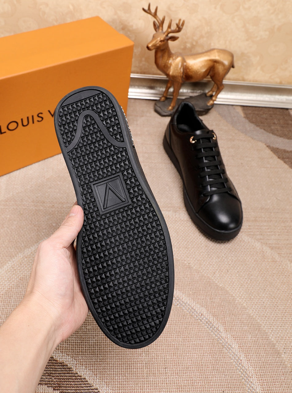BL - LUV Time Out Black Sneaker