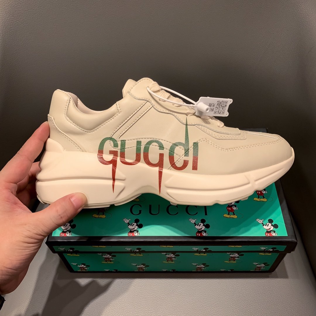 BL-GCI  RHYTON SNEAKER WITH LOGO 130