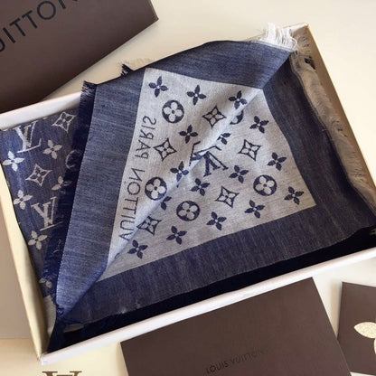 High Quality LUV  Scarf 018