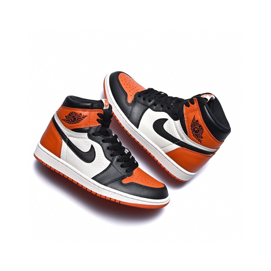 BL - AJ1 High Black Buckle