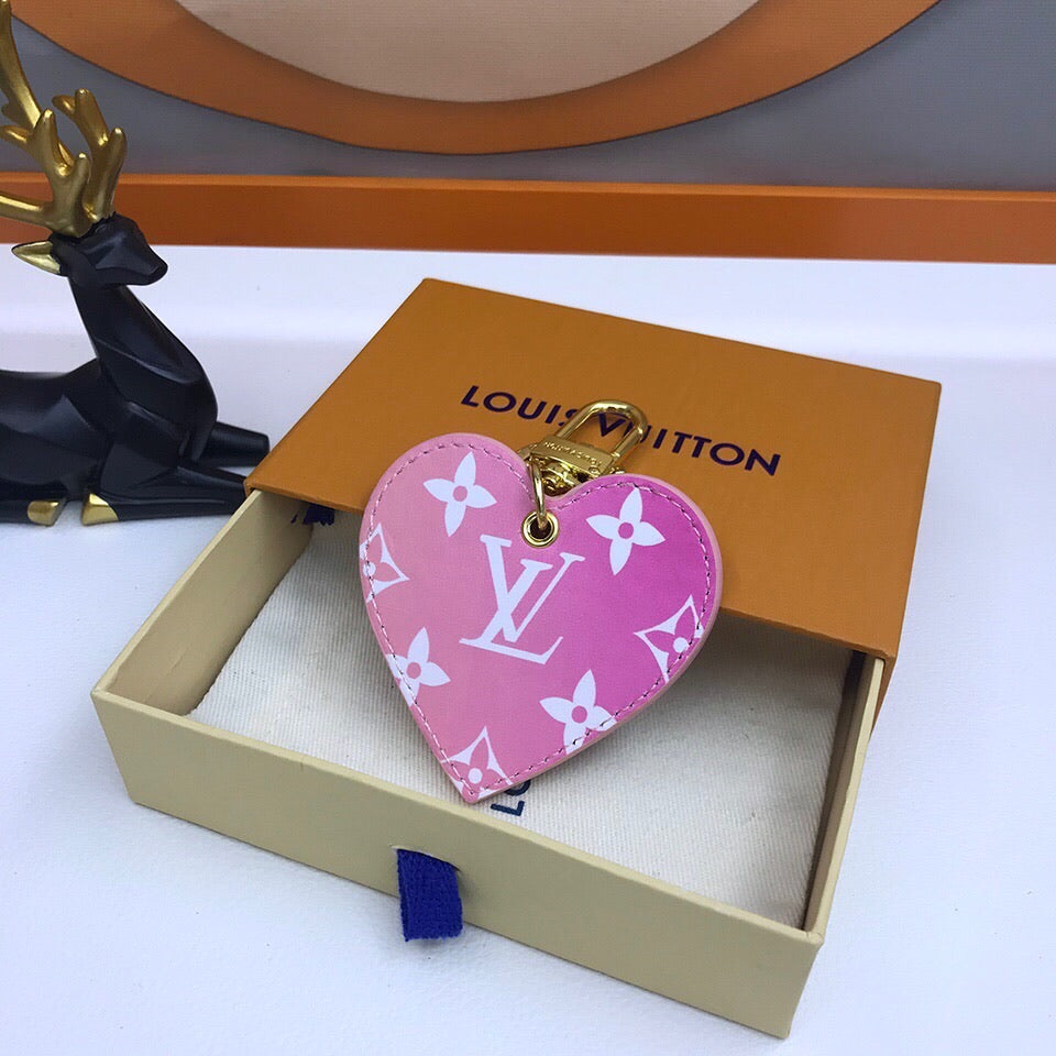 BL - High Quality Keychains LUV 010