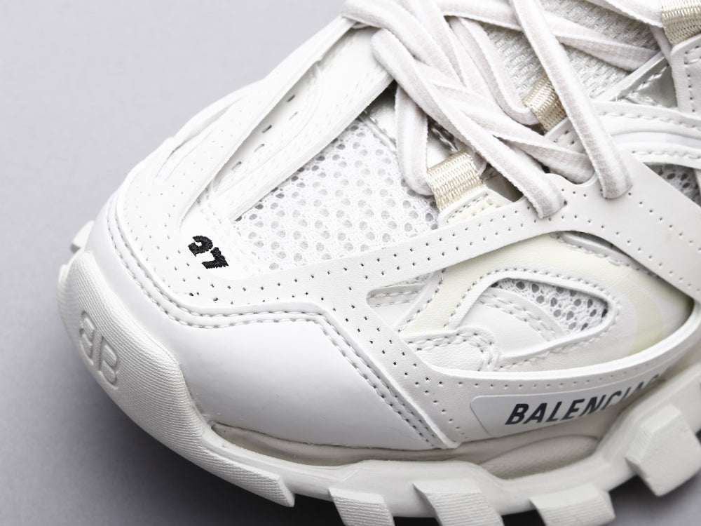 BL - Bla Track Three Generations White Sneaker