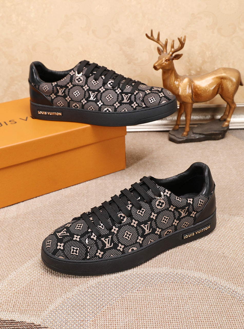 BL - High Quality Luv Sneaker 193
