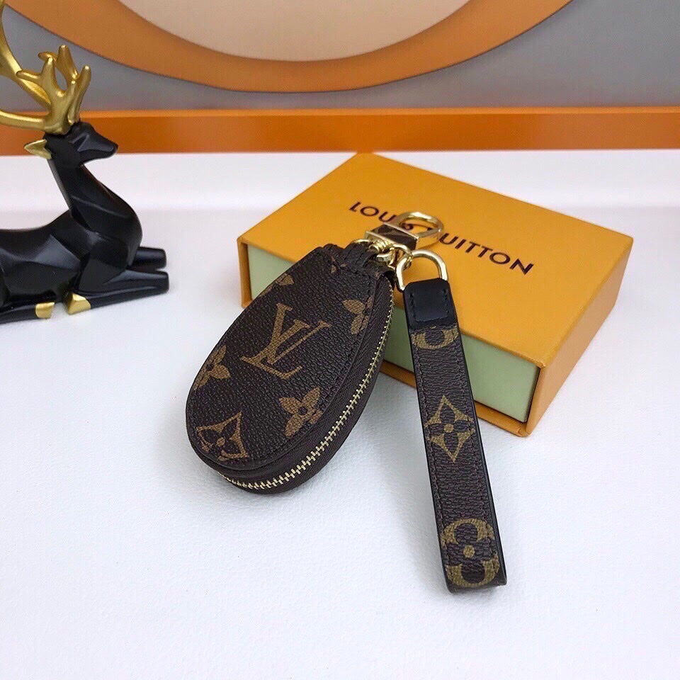 BL - High Quality Keychains LUV 028