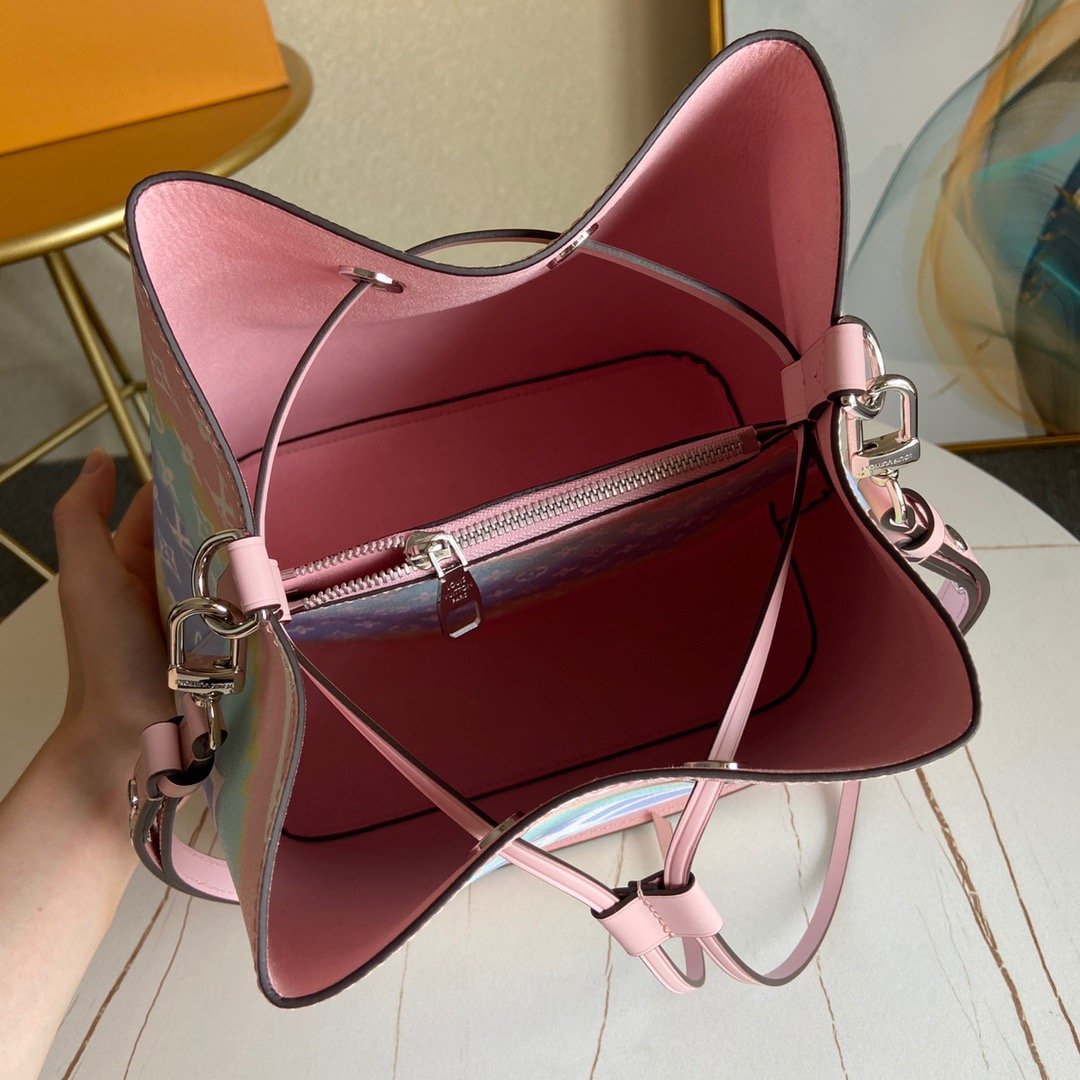 BL - High Quality Bags LUV 162