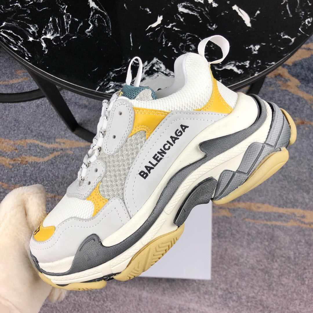 BL - High Quality Bla Sneaker 076