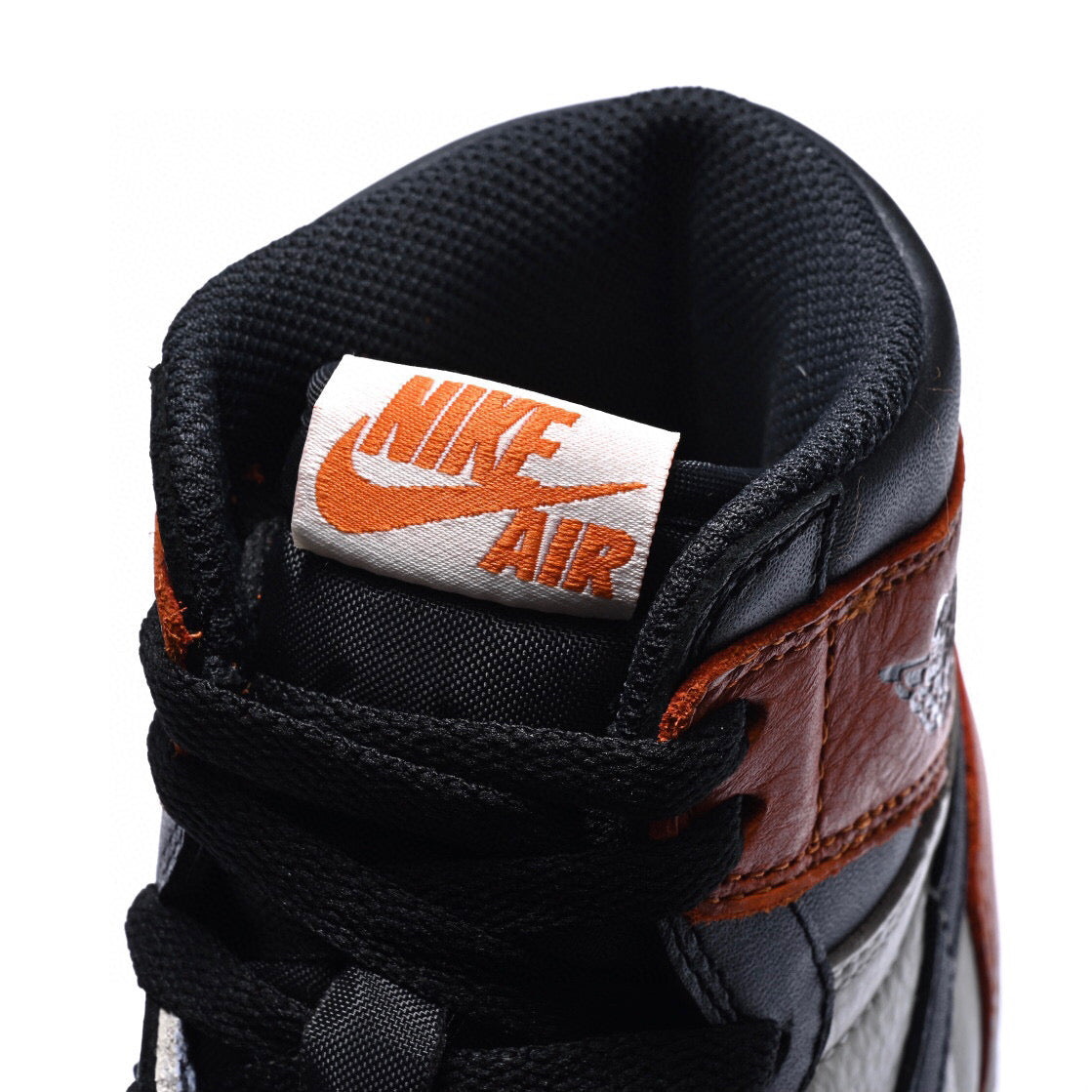 BL - AJ1 High Black Buckle