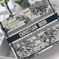 DI Small Book Tote White, For Women, Women’s Handbags 26.5cm/10.5in CD M1265ZRHZ_M941