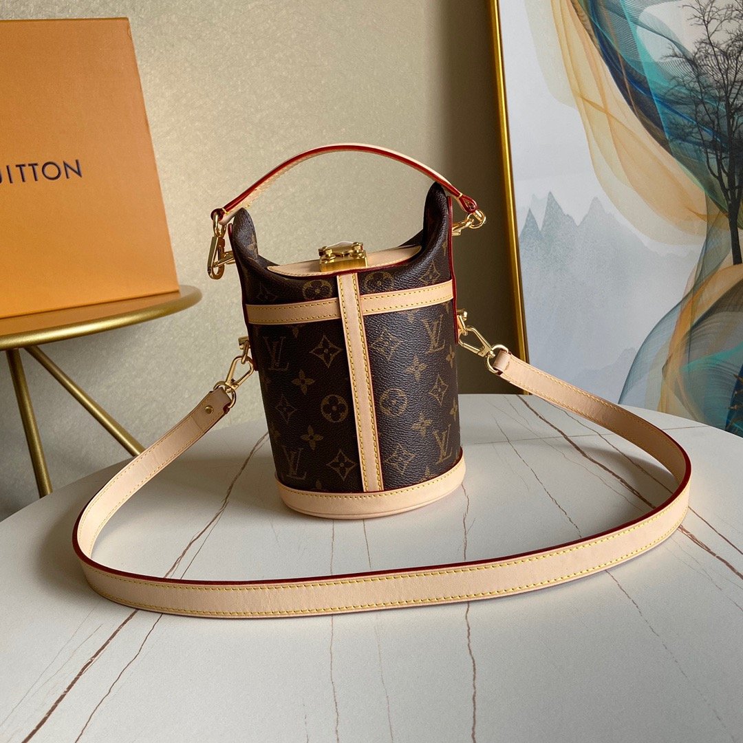 BL - High Quality Bags LUV 157