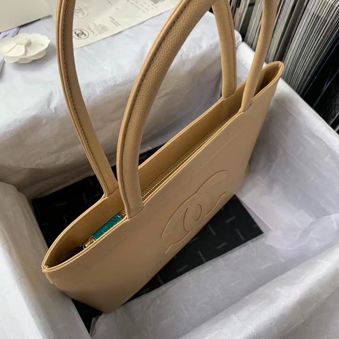 ChanelVintage ChanelOpen Tote Caviar East West Beige For Women, Women’s Bags 14.5in/36.9cm