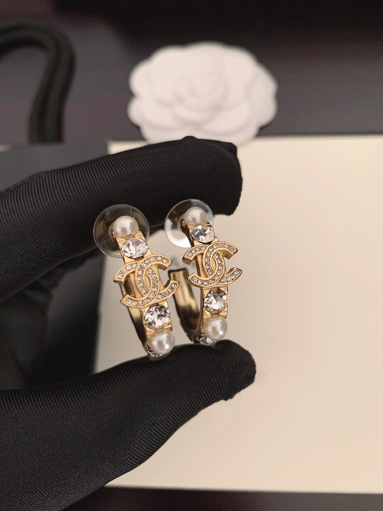 BL - High Quality Earring CHL 035