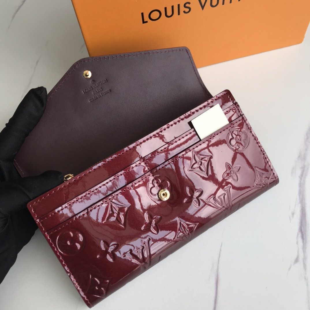 BL - High Quality Wallet LUV 007