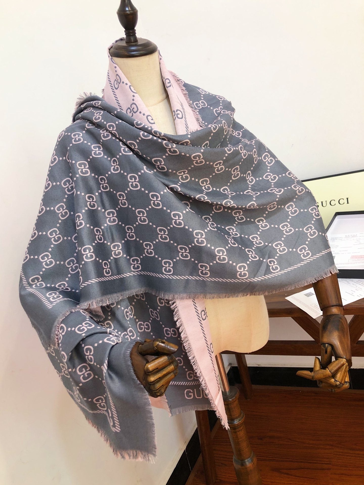BL - High Quality GCI Scarf 028