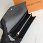 BL - High Quality Wallet LUV 006