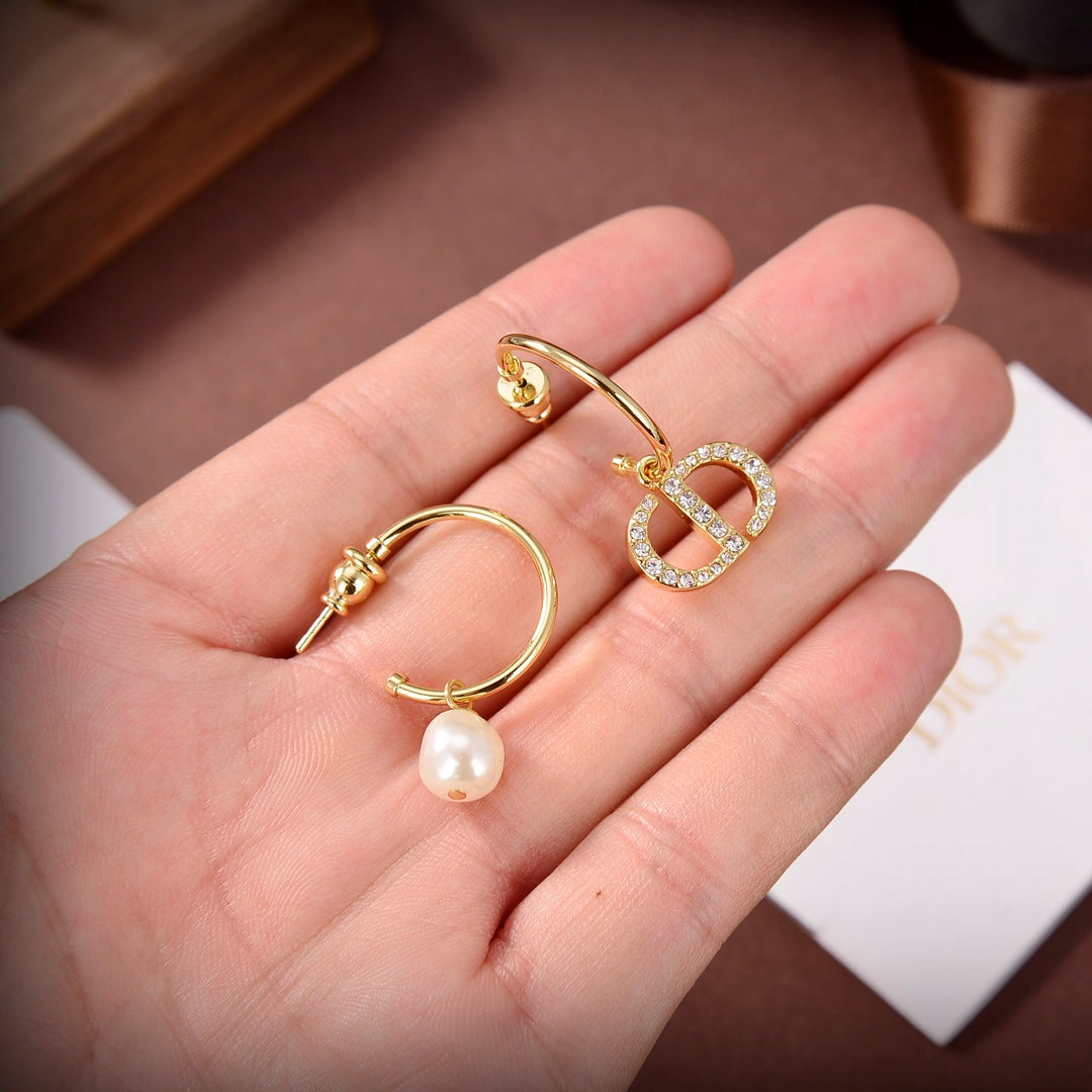 High Quality Earring Dir 027