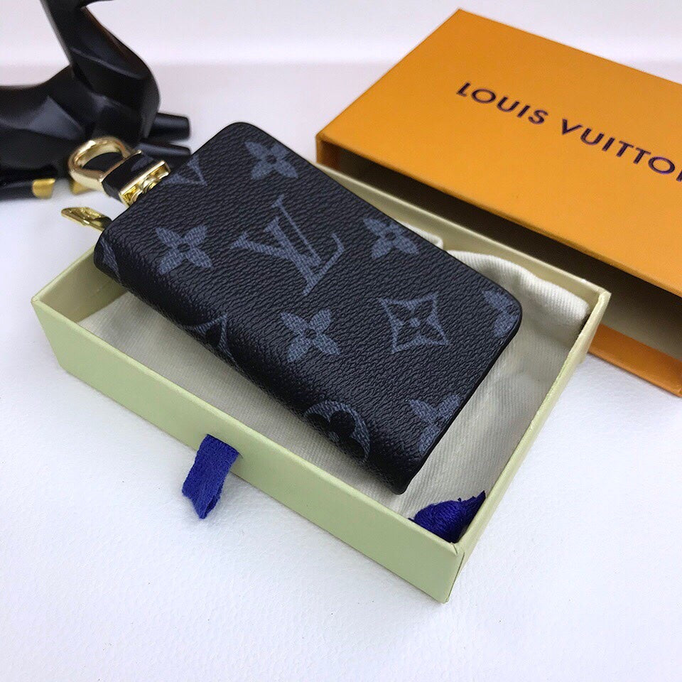 BL -High Quality Keychains LUV 064
