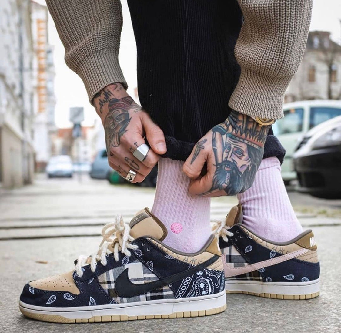 BL - Travis Scott x SB Dunk Low Cashew Blossom