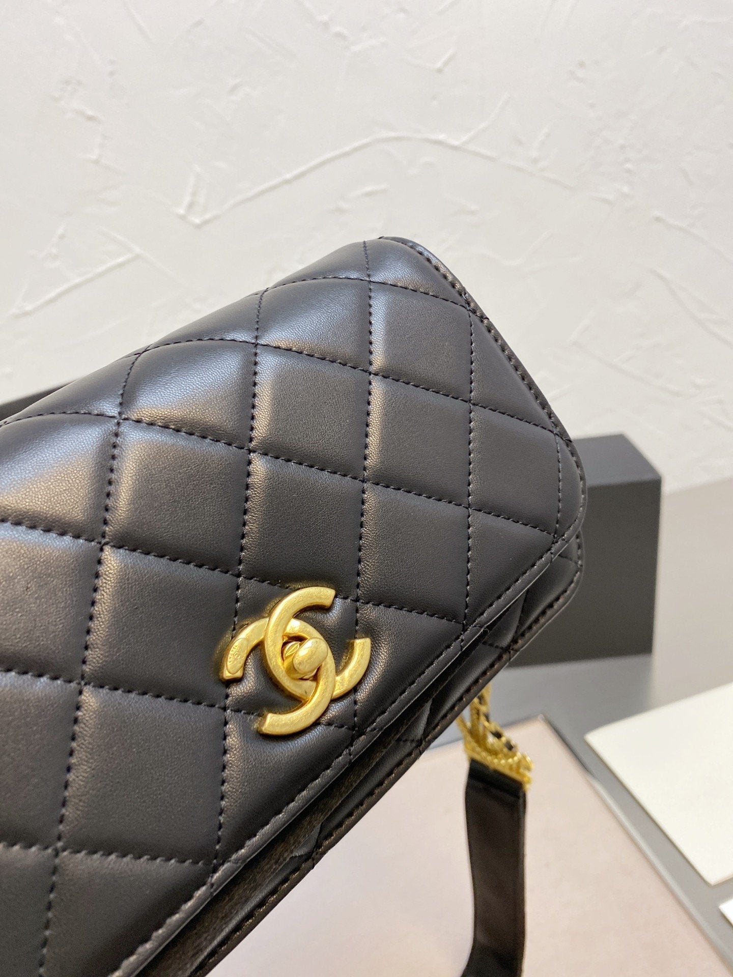 BL - High Quality Bags CHL 053