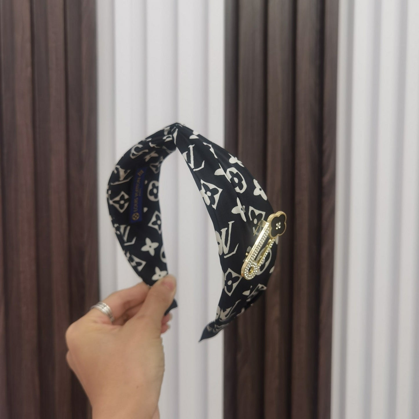 BL - New Hair Band LUV 034