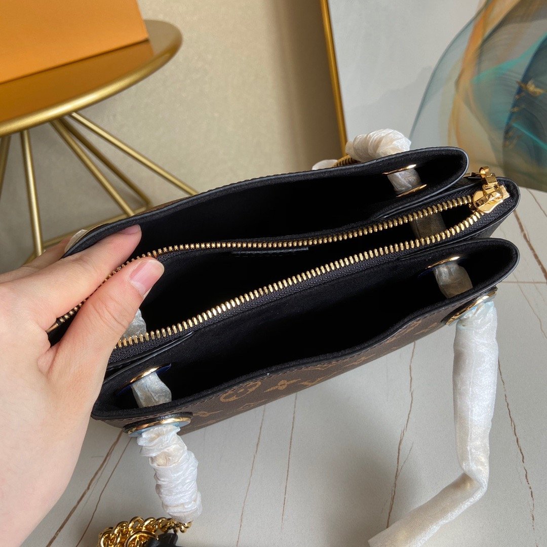 BL - High Quality Bags LUV 141