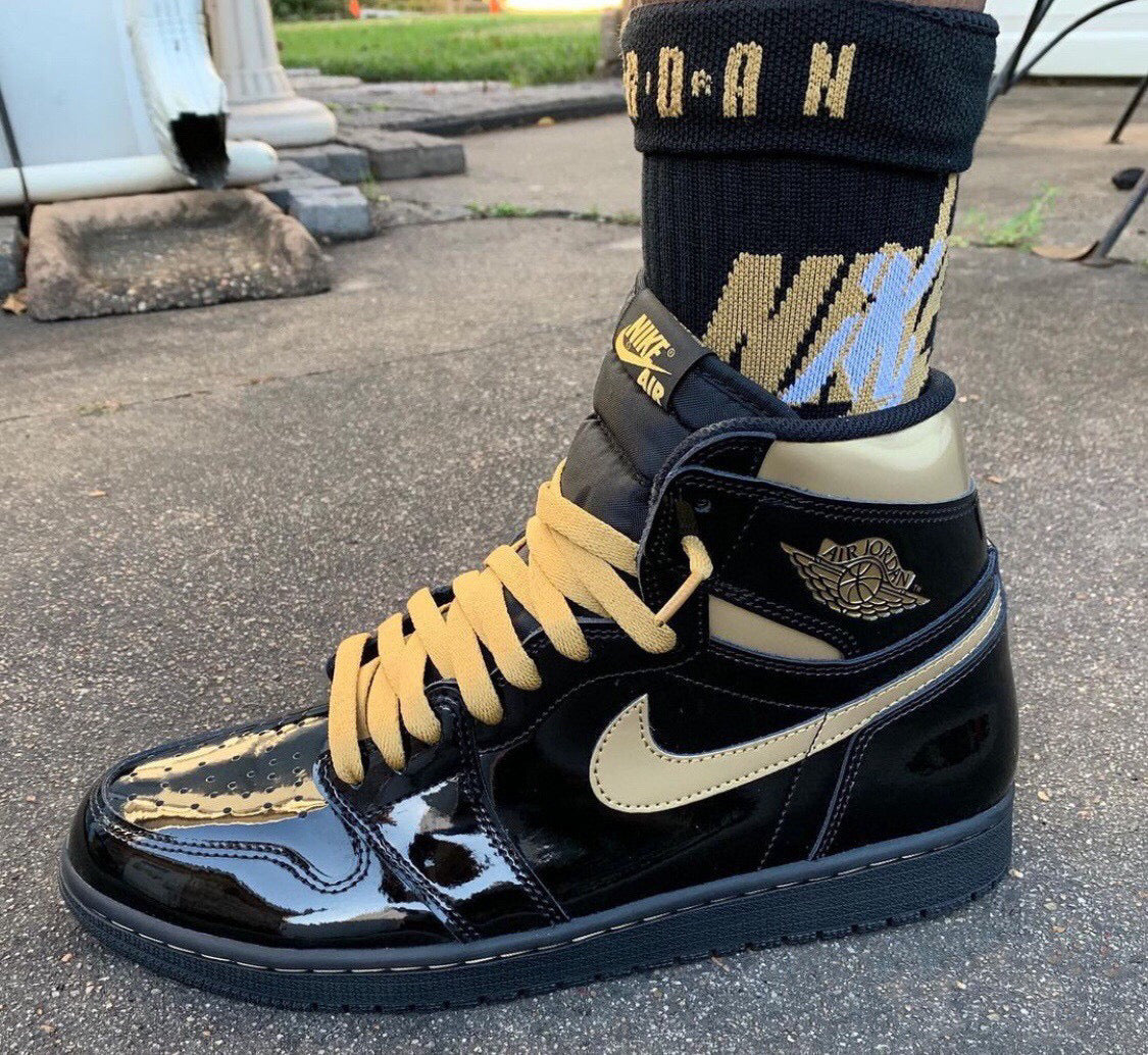 BL - AJ1 High Black Gold