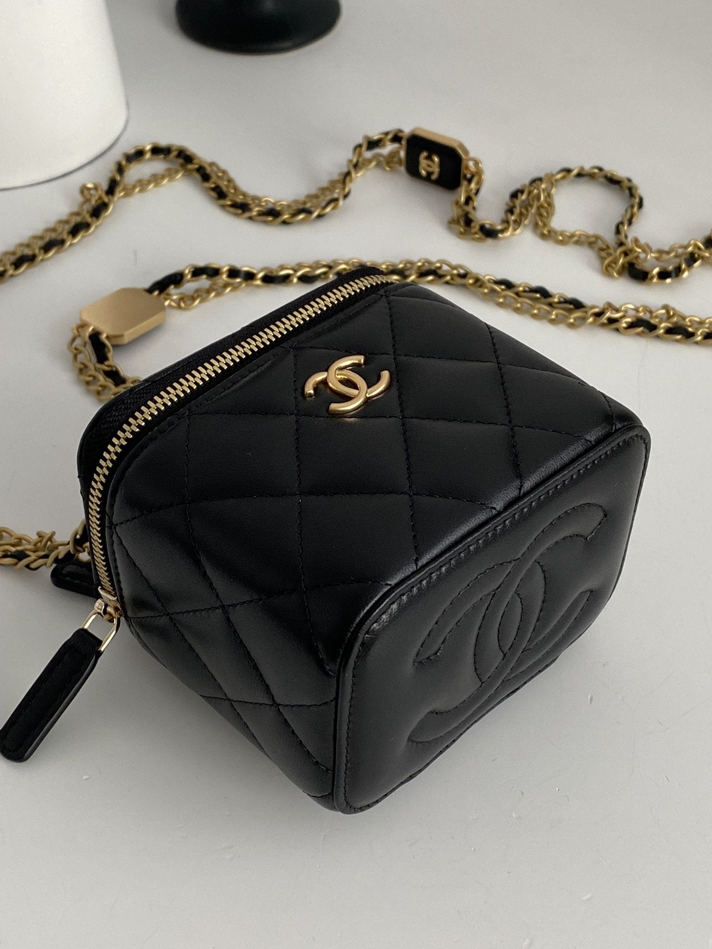 ChanelSmall Vanity With Chain Black For Women, Women’s Bags 4.3in/11cm