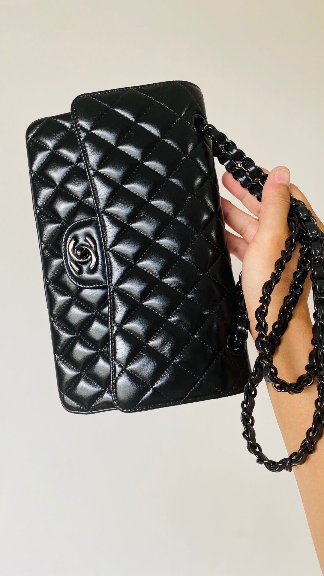 ChanelSmall Classic Handbag Black For Women, Women’s Bags 9.1in/23cm