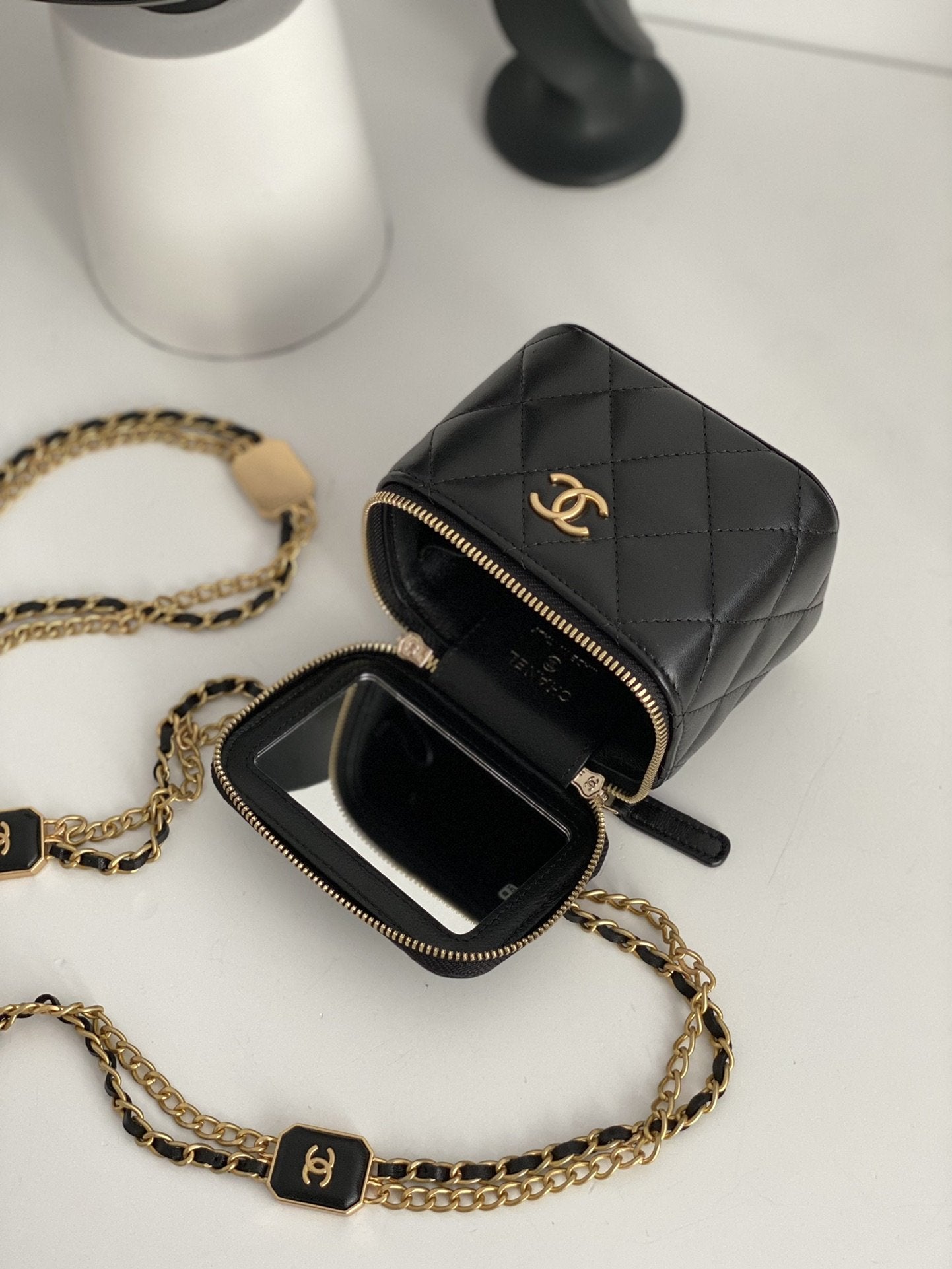 ChanelSmall Vanity With Chain Black For Women, Women’s Bags 4.3in/11cm