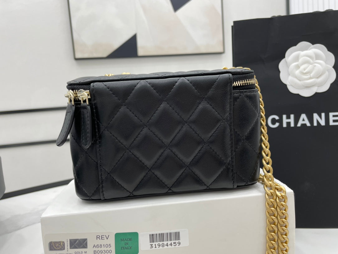 ChanelSmall Vanity Case Black With Gold Zipper For Women, Women’s Bags 5.9in/15cm