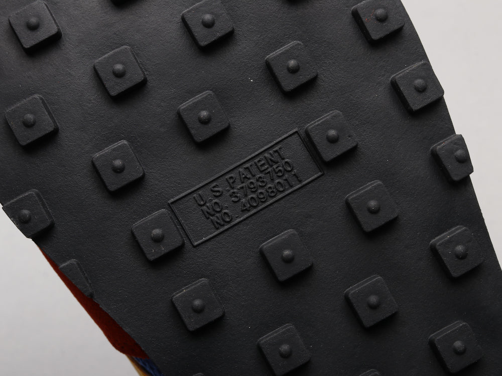 BL - NKE Waffle red and blue