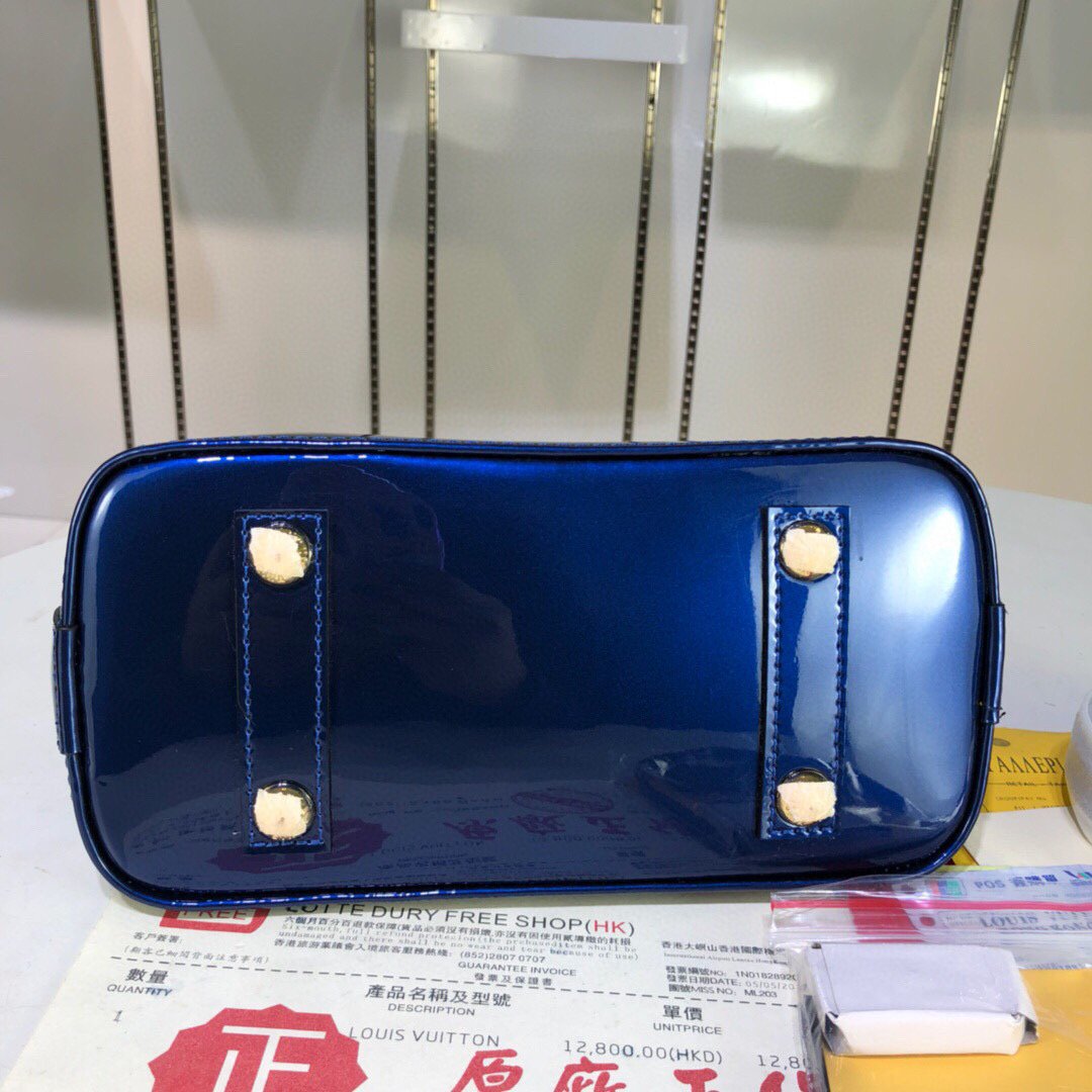 BL - High Quality Bags LUV 058