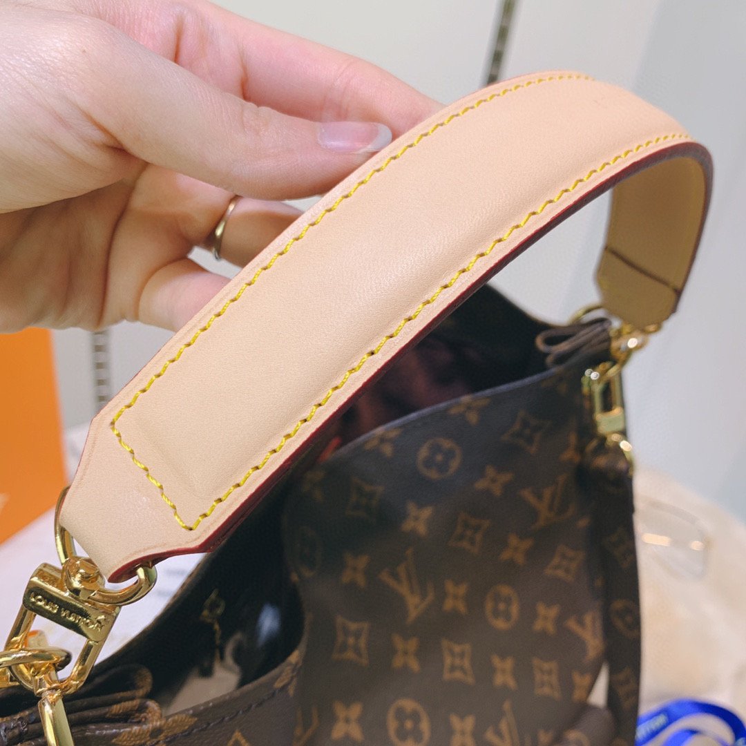 BL - High Quality Bags LUV 057