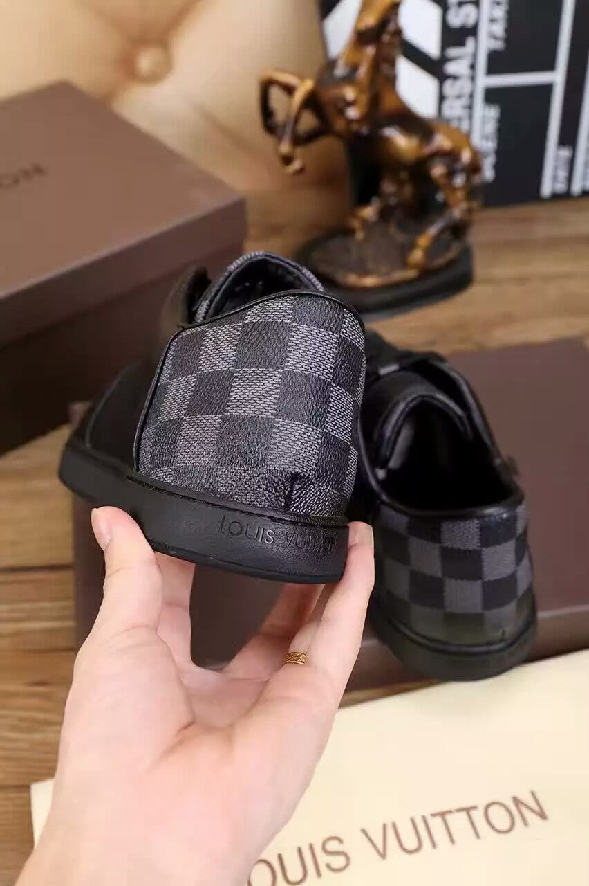 BL - LUV BLnogram Line Up Black Sneaker