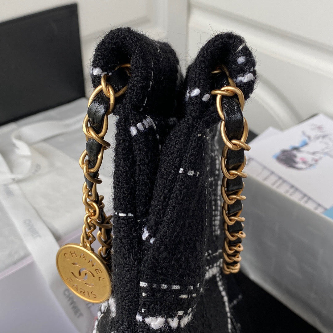 CHL 22 Handbag Gold Hardware Black For Women, Women’s Handbags, Shoulder Bags 14.2in/36cm AS3262