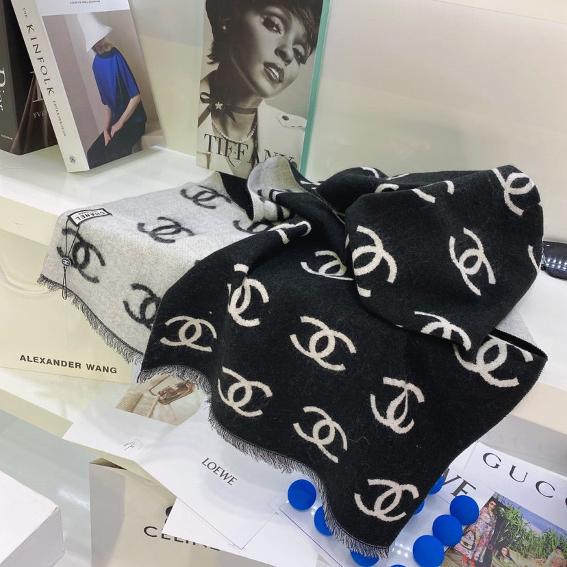 High Quality  CHL  Scarf 009
