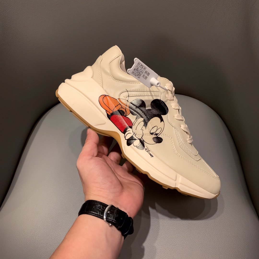 BL-GCI  RHYTON SNEAKER WITH Mkey 131