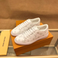 BL - High Quality Luv Sneaker 062