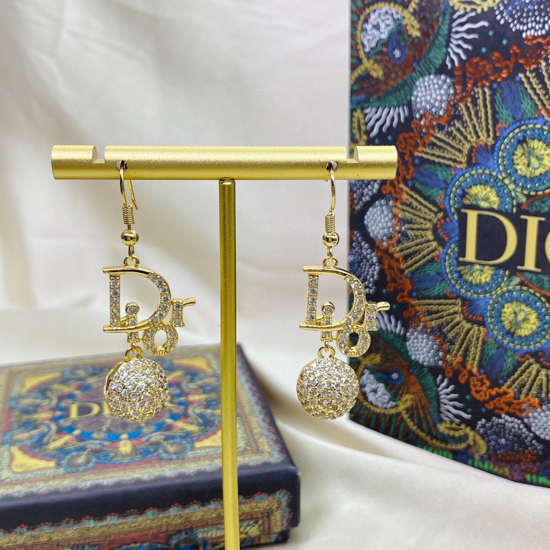 High Quality Earring DIR 003
